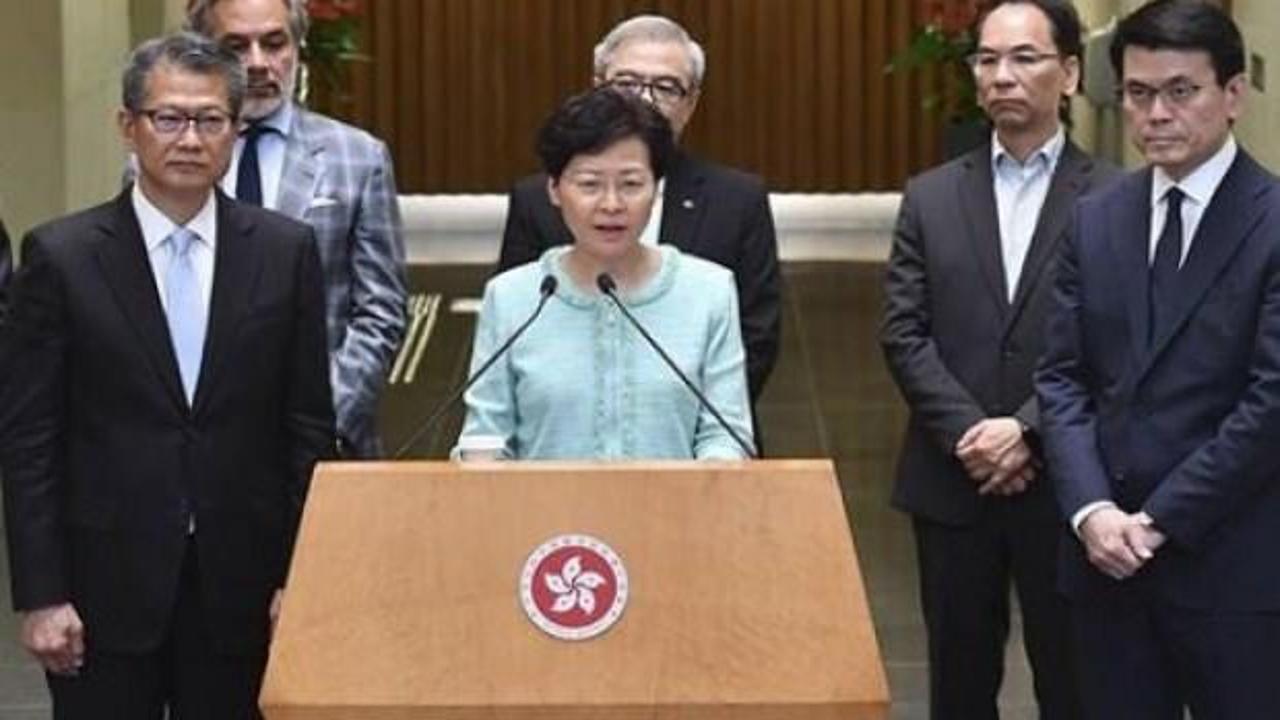 Hong Kong  geri adım attı: Resmi açıklama bekleniyor