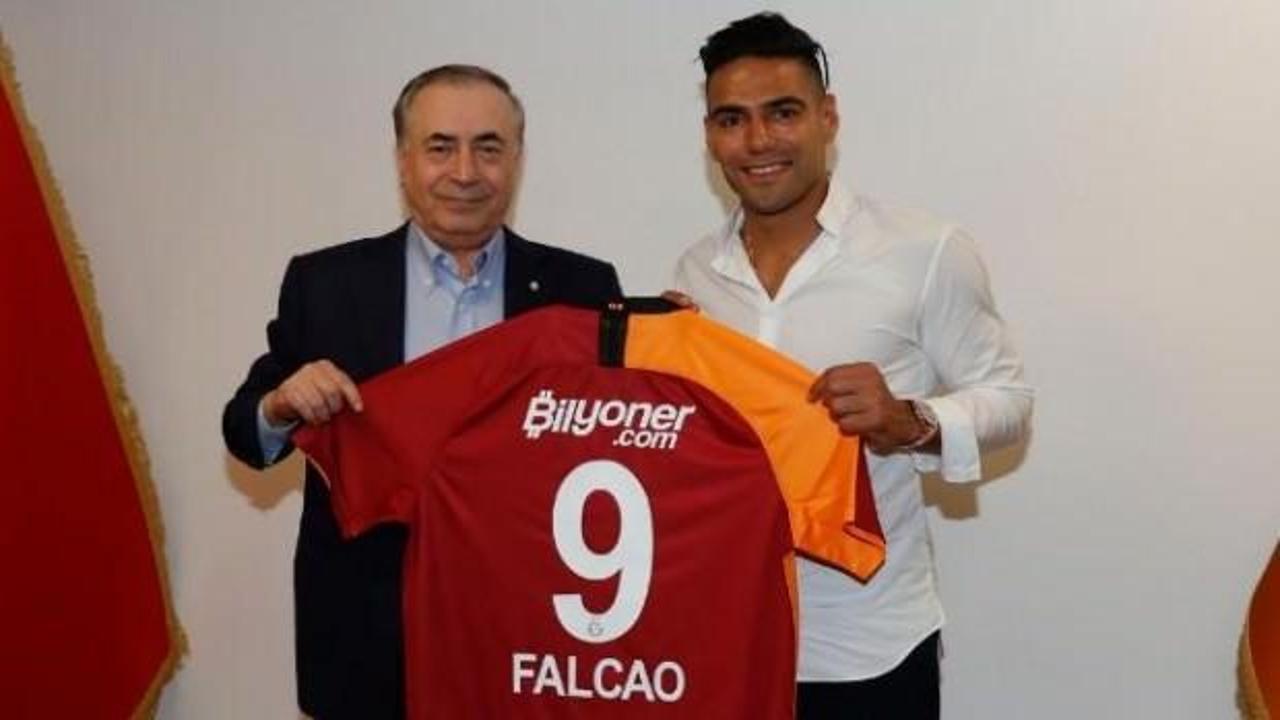 Falcao'nun G.Saray için reddettiği teklif!