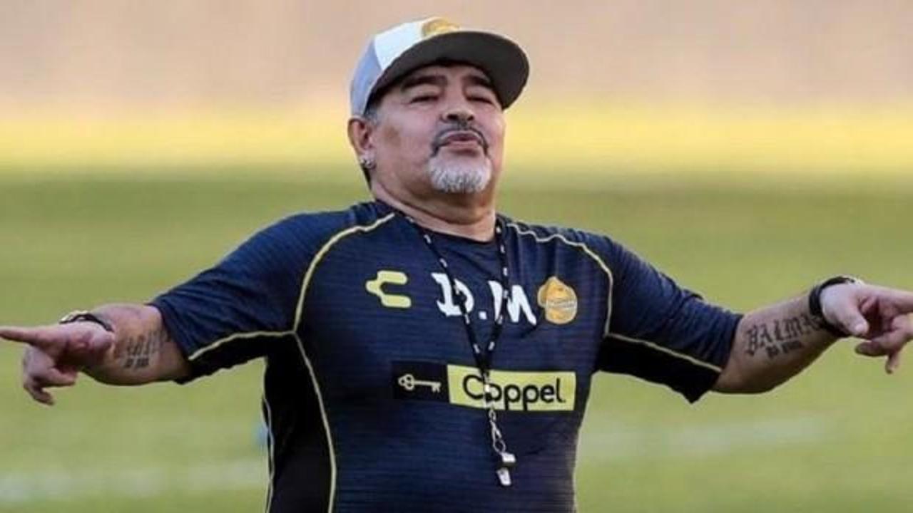Diego Maradona Kulübeye geri dönüyor!