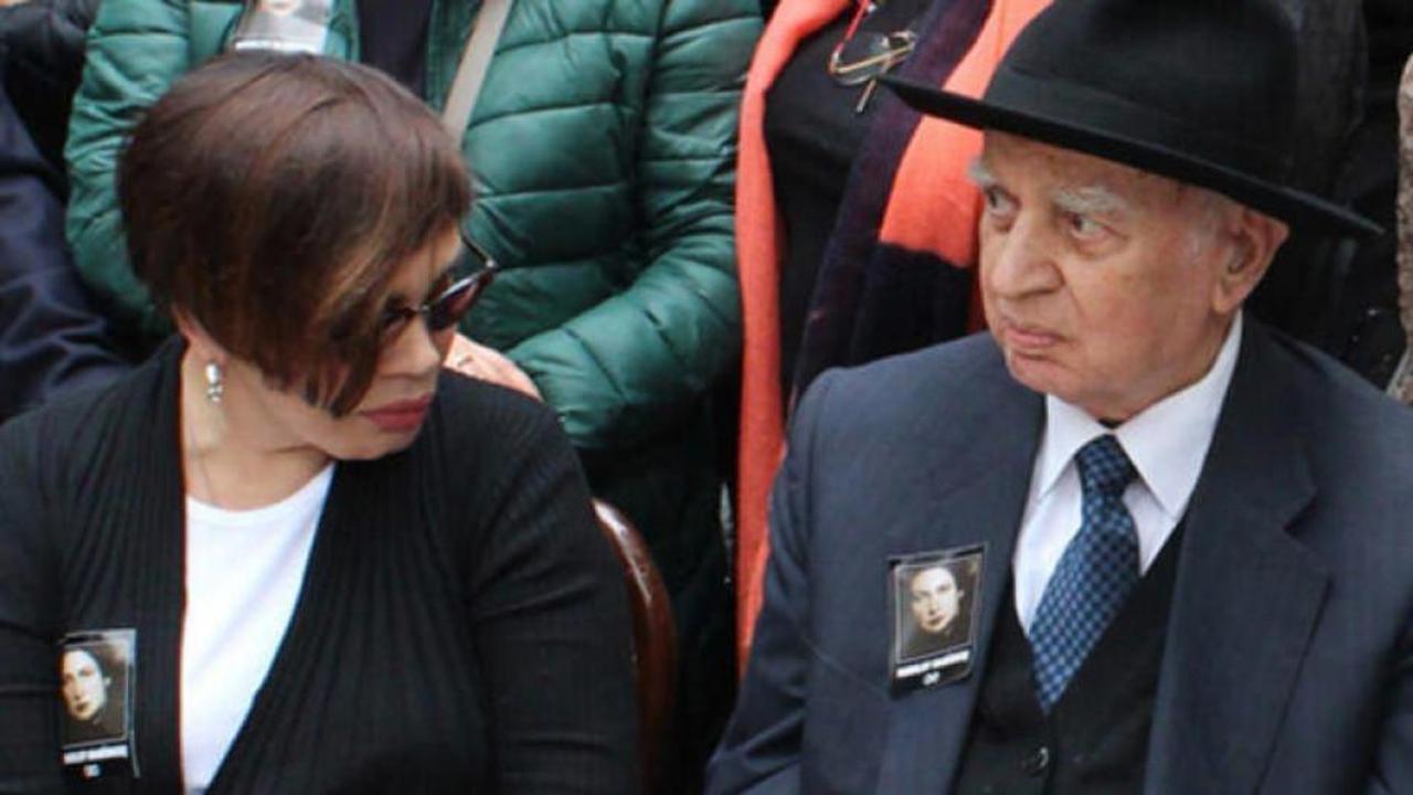 Usta sanat&ccedil;ı Sezen Aksu baba evini kapatmayacak