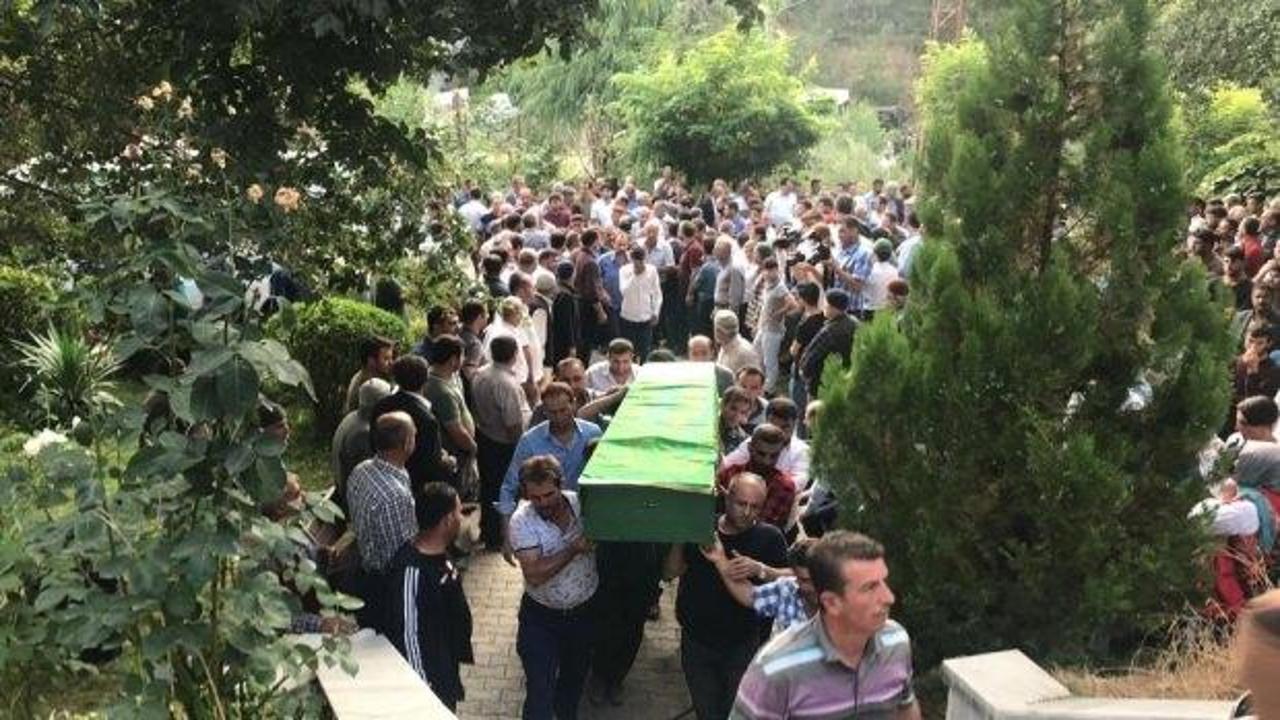Bitlis'teki feci kazada hayatını kaybedenler toprağa verildi