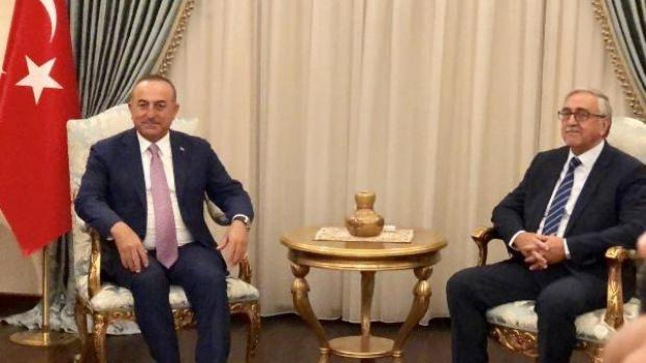 Çavuşoğlu, KKTC Cumhurbaşkanı Akıncı'yı ziyaret etti