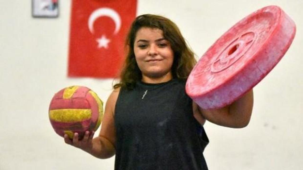 Futbolu bıraktı şampiyonluk hayali için halterci oldu