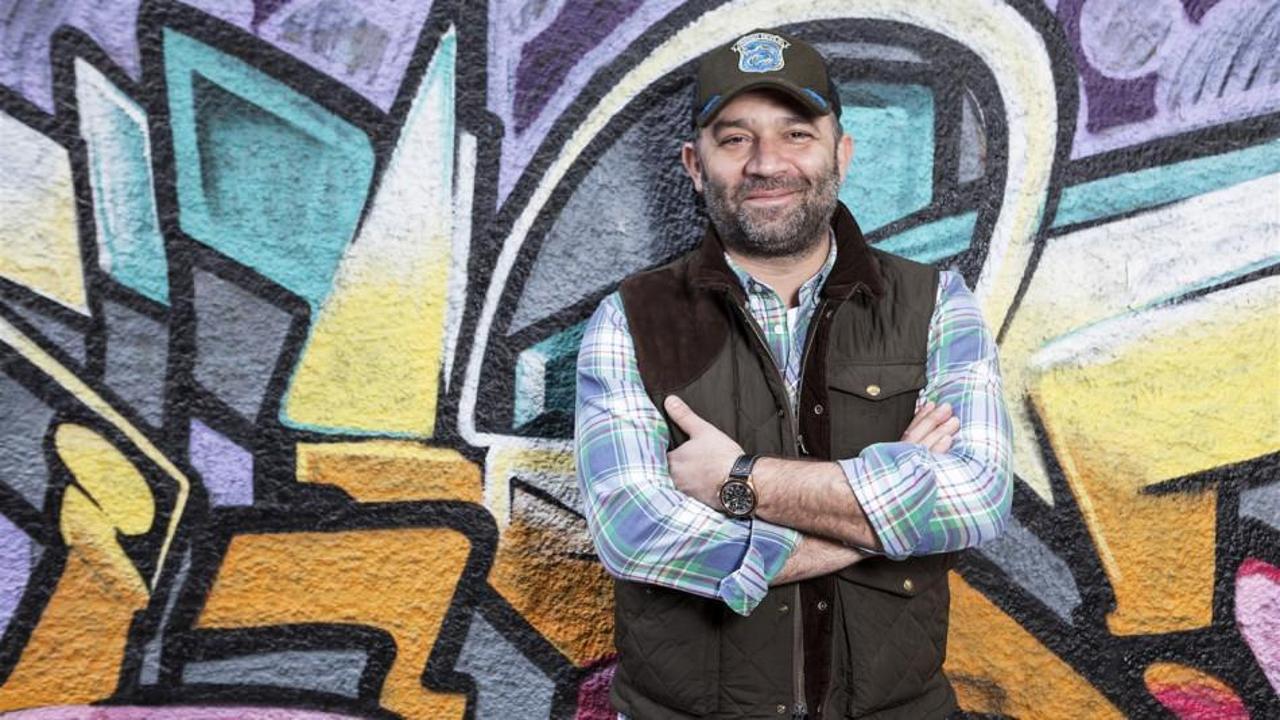 &Uuml;nl&uuml; oyuncu Şevket &Ccedil;oruh bı&ccedil;aklı saldırıya uğradı