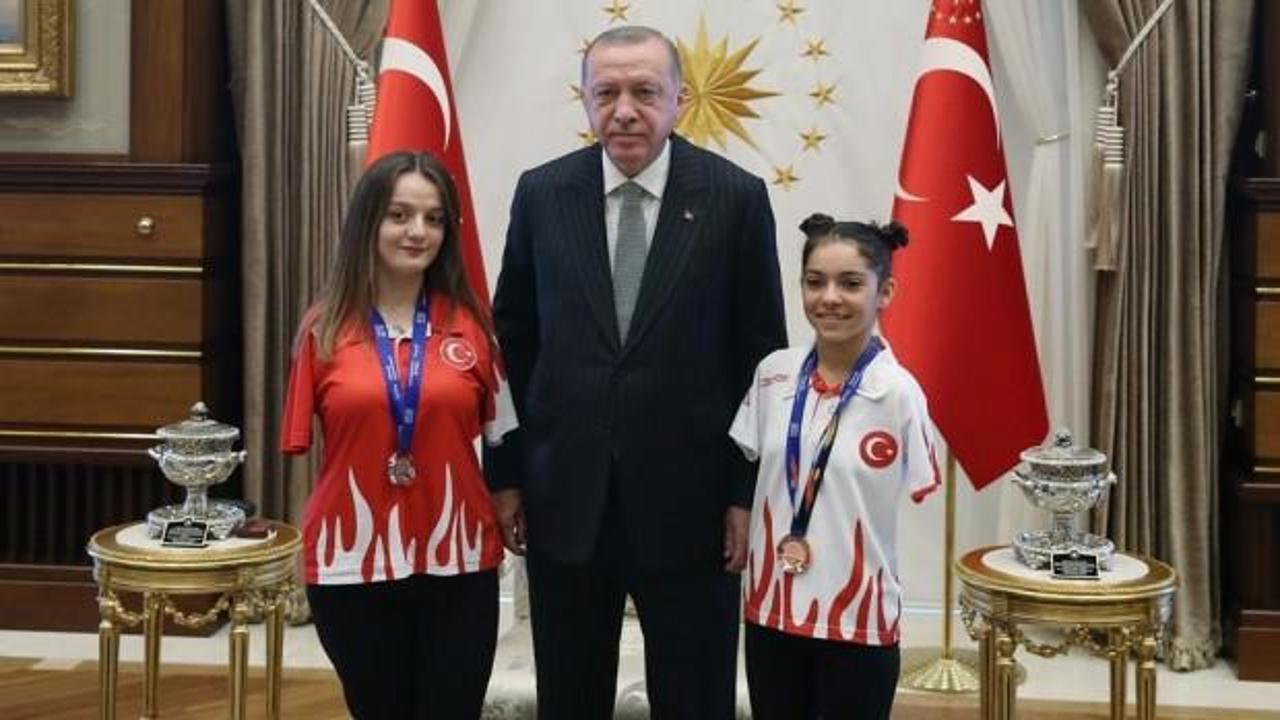 Cumhurbaşkanı Erdoğan, Sümeyye Boyacı ve Sevilay Öztürk'ü kabul etti