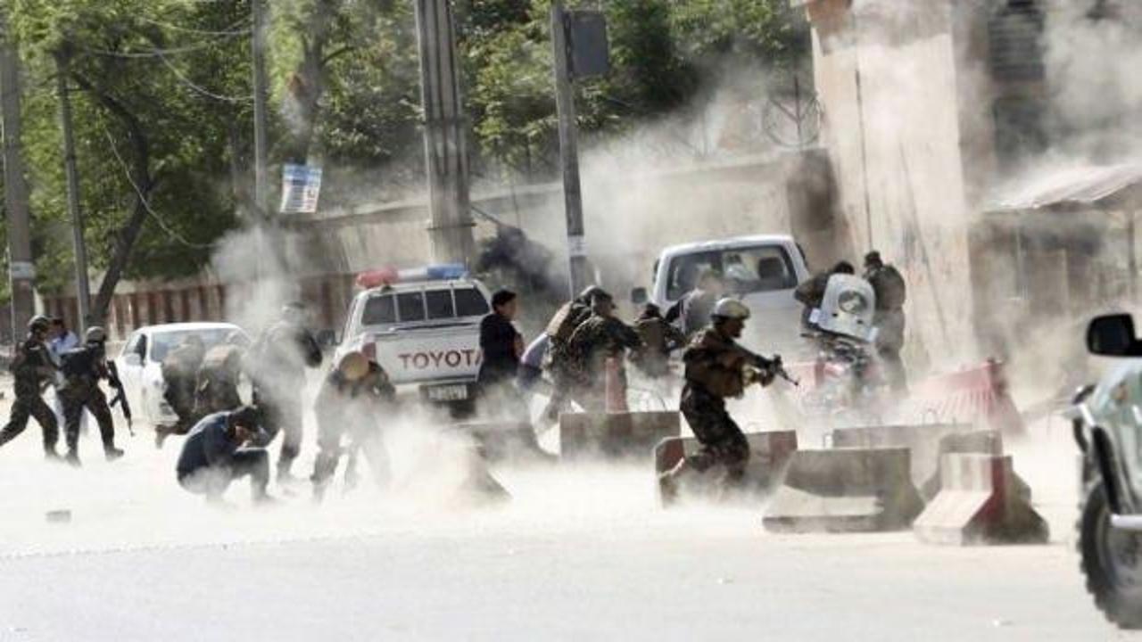 Afganistan'da karakola saldırı: Çok sayıda ölü ve yaralı var
