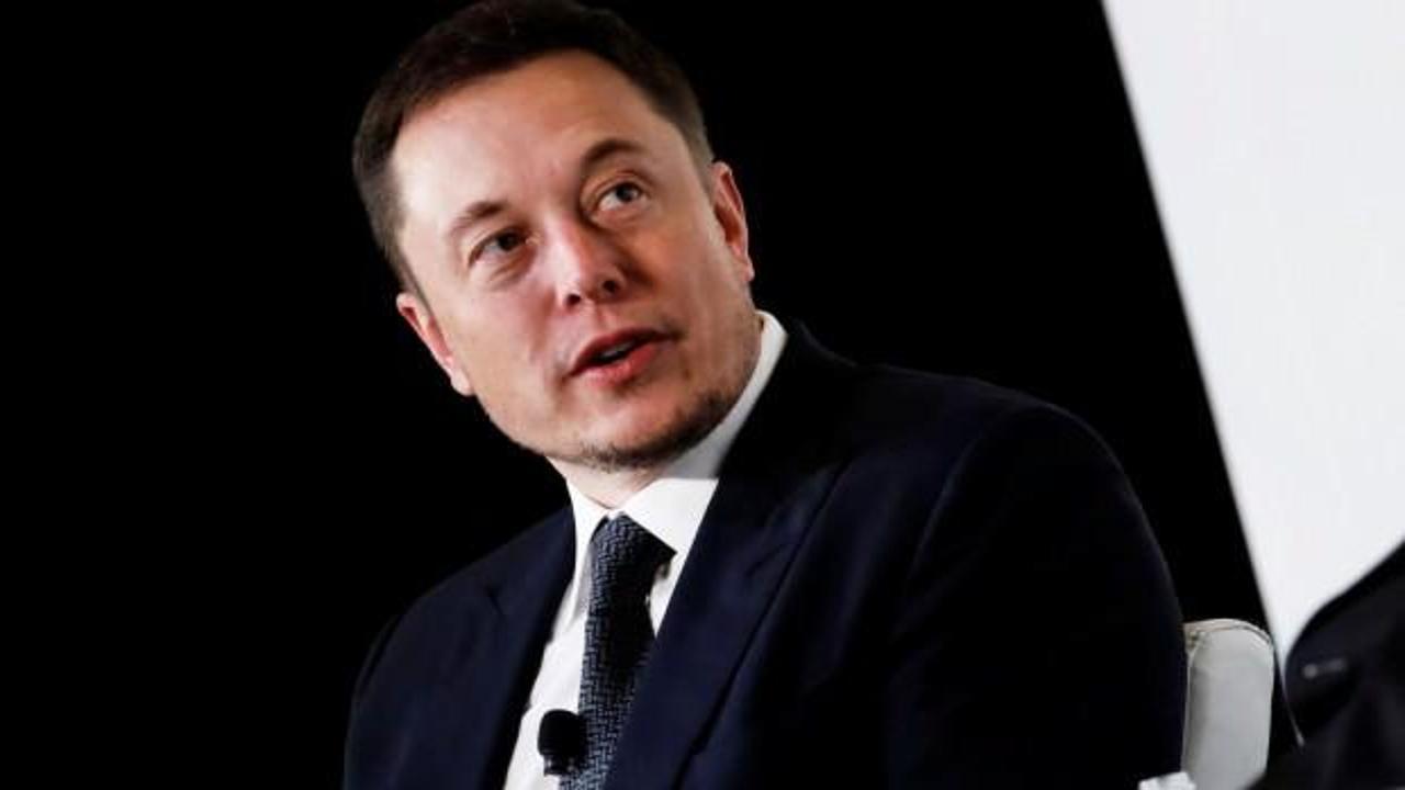 Elon Musk yine şaşırttı: Mars için maliyet verdi!