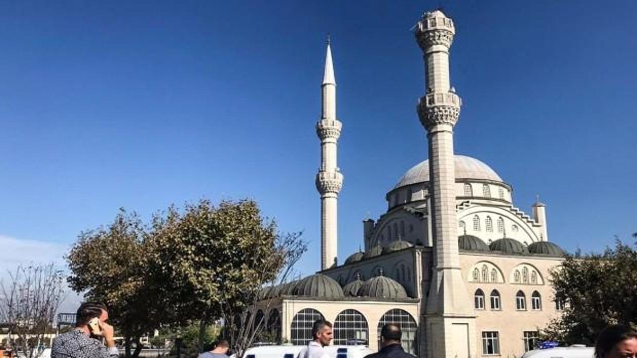 İstanbul Avcılar'da caminin minaresi yıkıldı!