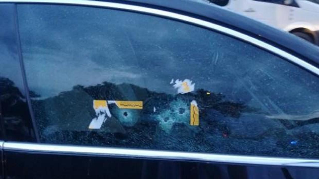 Bakırköy'de lüks otomobile silahlı saldırı