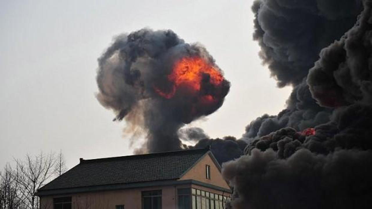 &Ccedil;in'de yangın faciası: &Ccedil;ok sayıda &ouml;l&uuml; ve yaralı var