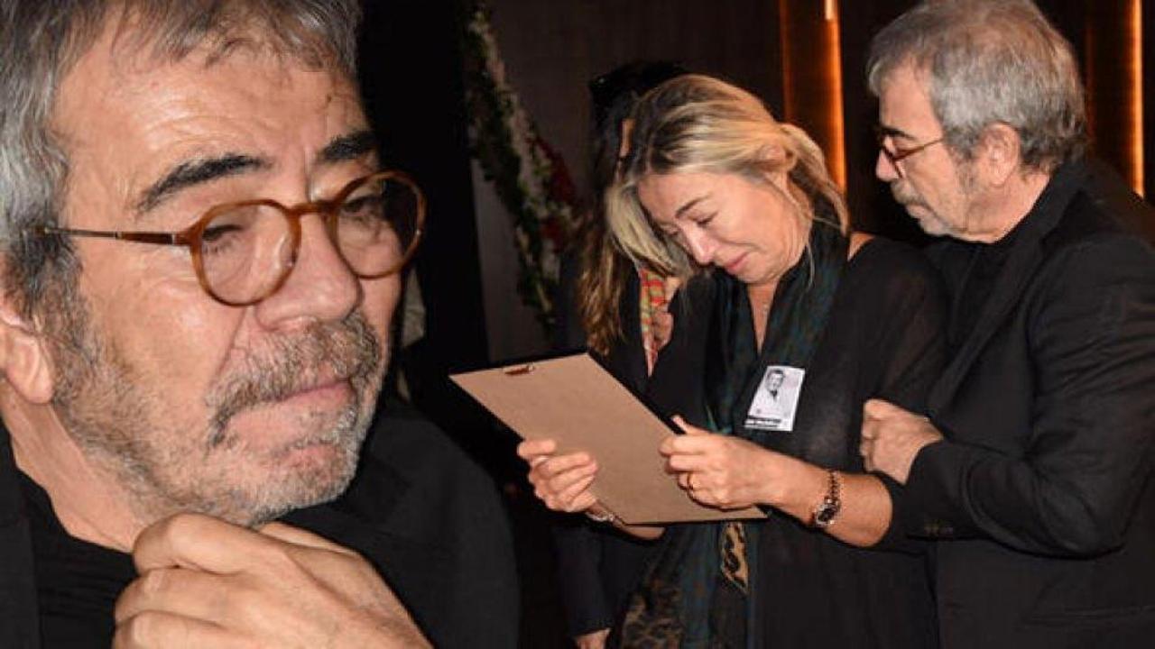 Tarık &Uuml;nl&uuml;oğlu'nun cenazesinde b&uuml;y&uuml;k ayıp! Sel&ccedil;uk Y&ouml;ntem'in...