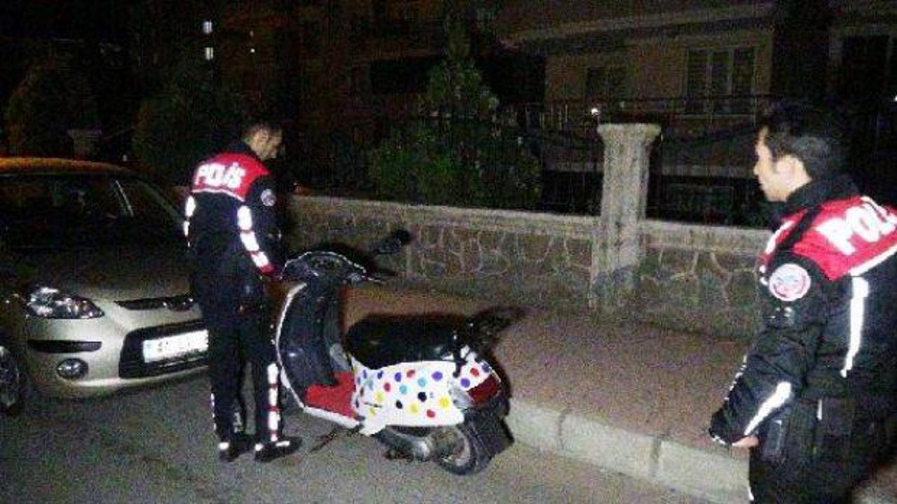 Çalıntı motosikletle ayakkabı çalan 2 çocuk yakalandı