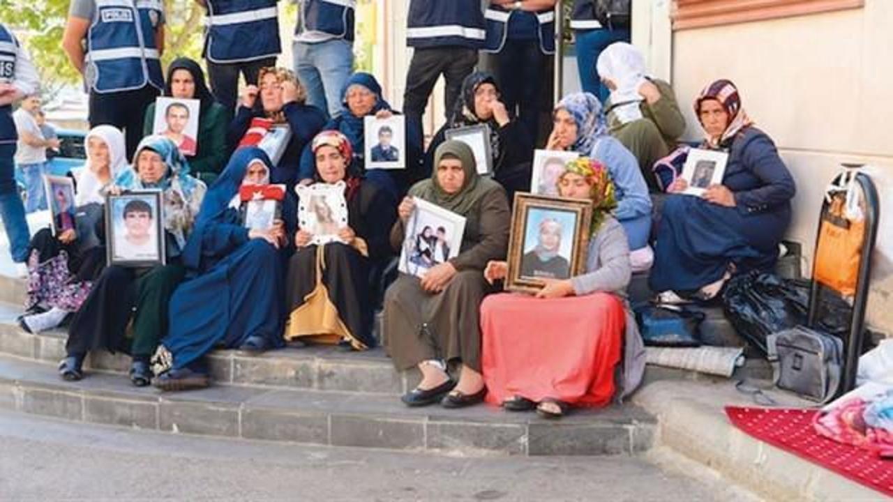 Diyarbakır annelerinden Barış Pınarı'na tam destek