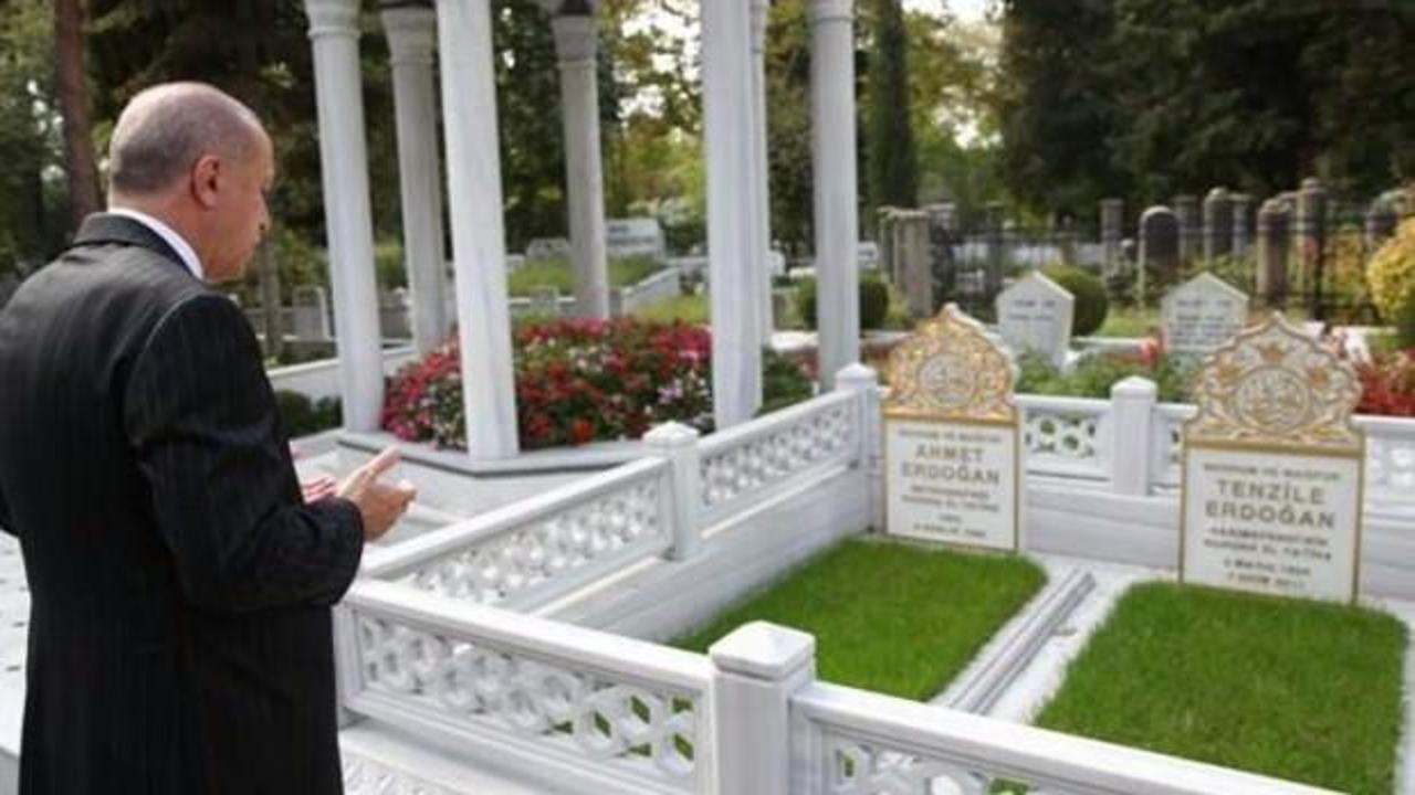 Cumhurbaşkanı Erdoğan anne ve babasının mezarlarını ziyaret etti