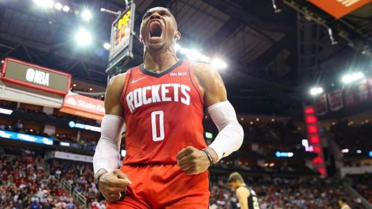 Russell Westbrook NBA tarihine geçti