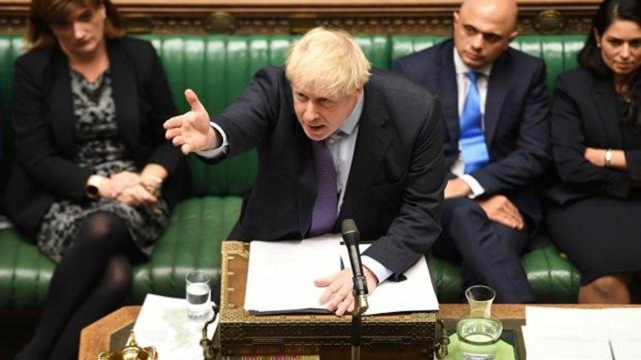 Boris Johnson'a bir şok daha!