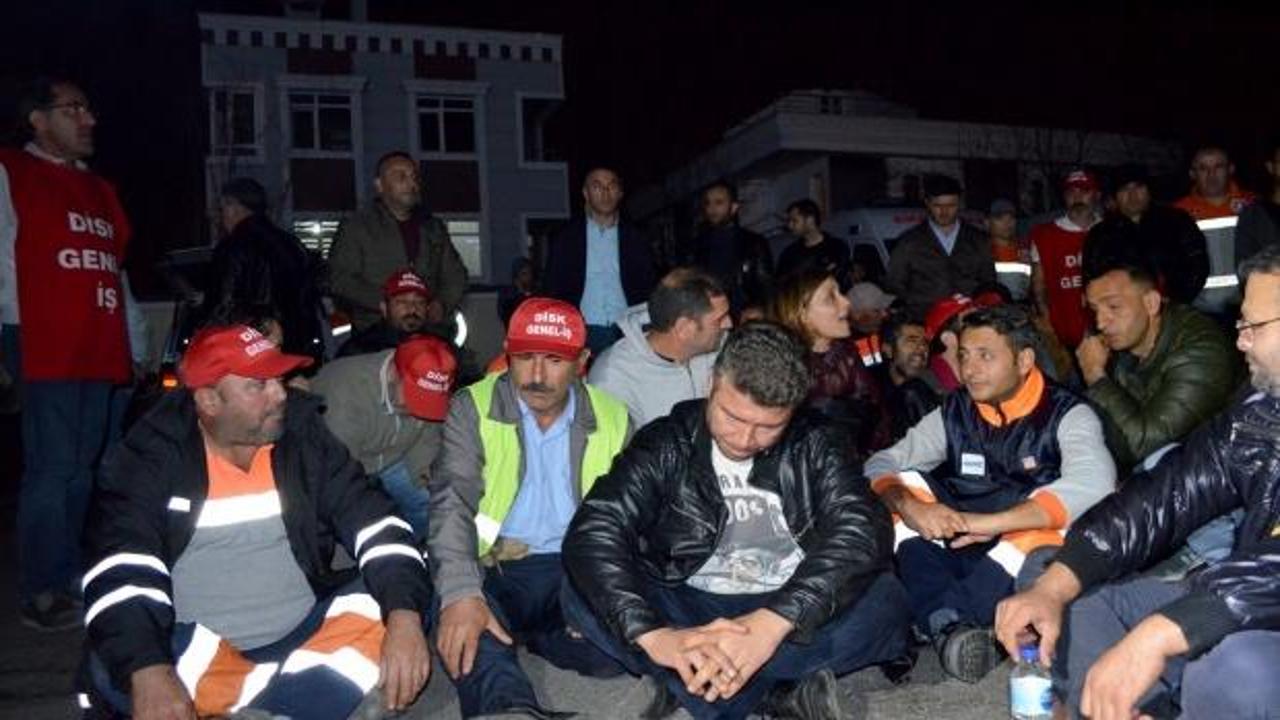 CHP'li belediyede işçiler greve gitti