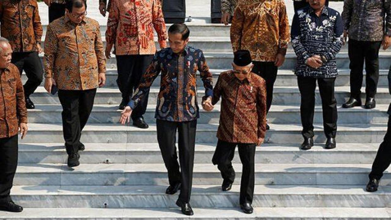 Endonezya'da yeni hükümet kuruldu!
