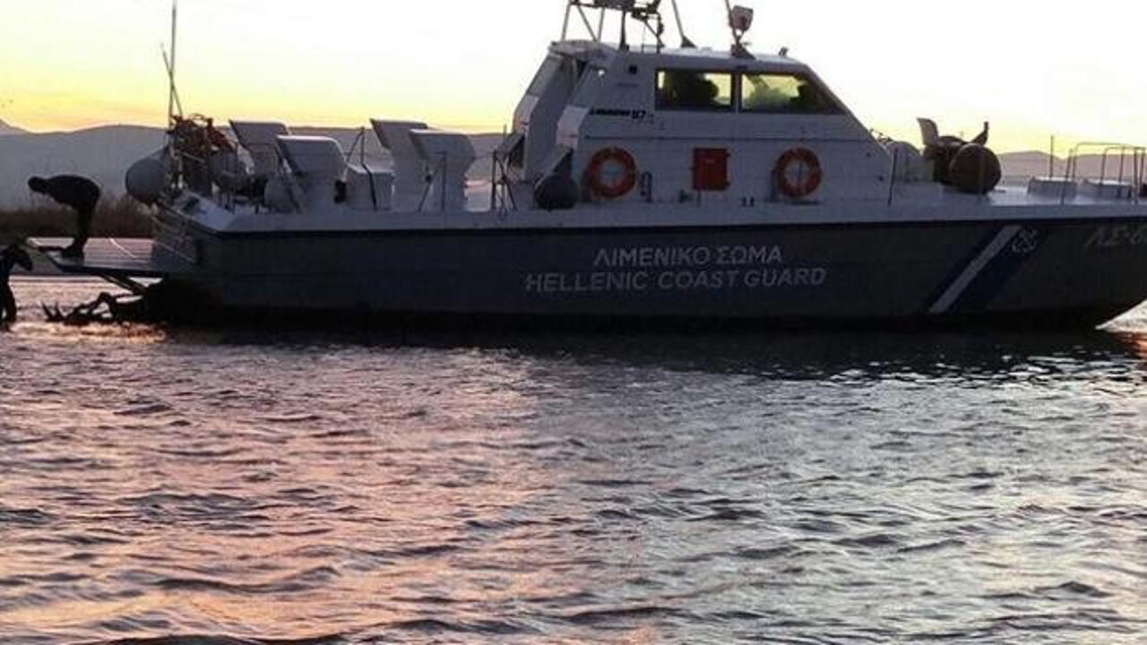 Yunan Sahil Güvenliği göçmen botuna çarptı!
