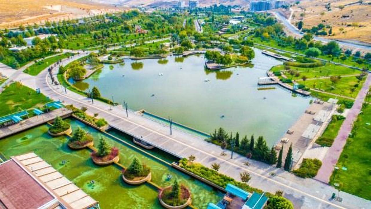 Görenleri hayran bırakıyor! İşte Türkiye'nin en büyük Millet Bahçesi