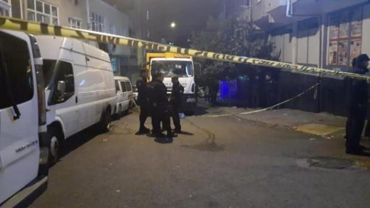 İstanbul'da feci ölüm! Linçten polis kurtardı