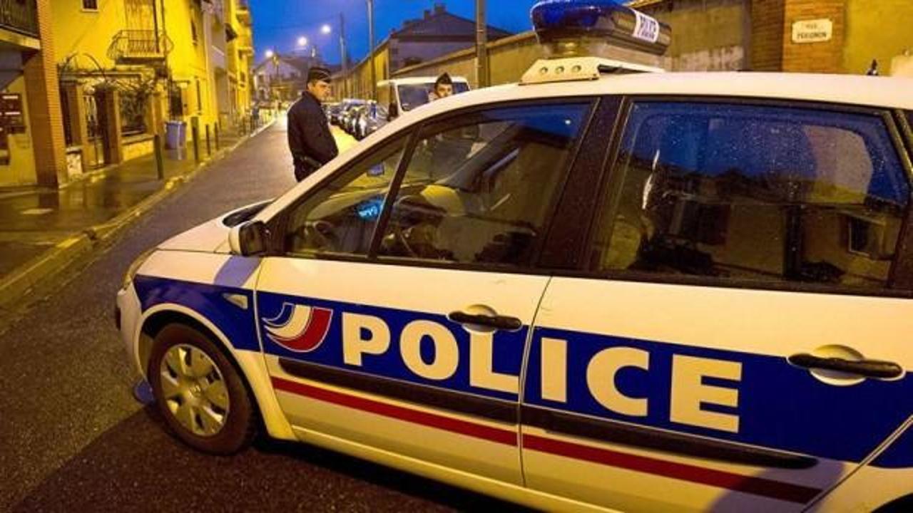 Fransa'da cami önünde silahlı saldırı: 2 yaralı