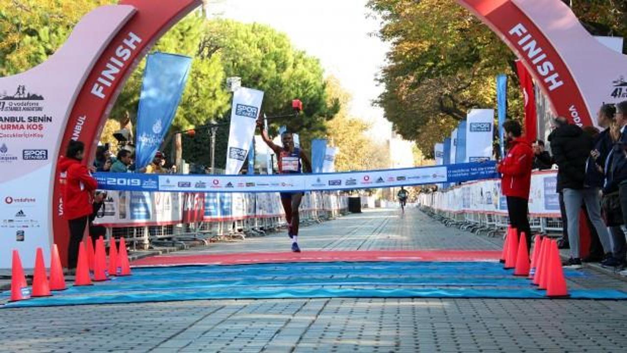 İstanbul Maratonu'nu kazanan isimler belli oldu