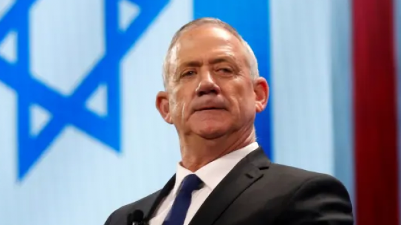 İsrail'de hükümet krizi: Gantz Netanyahu'yu suçladı