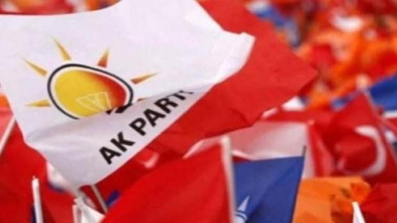 AK Parti'de 2 il başkanı daha istifa etti
