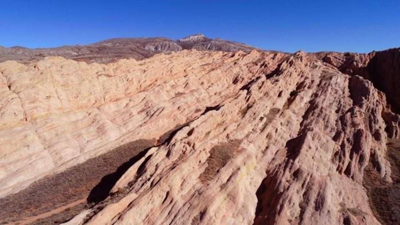 Dünya'daki Mars: Sivas Eğribucak kayalıkları