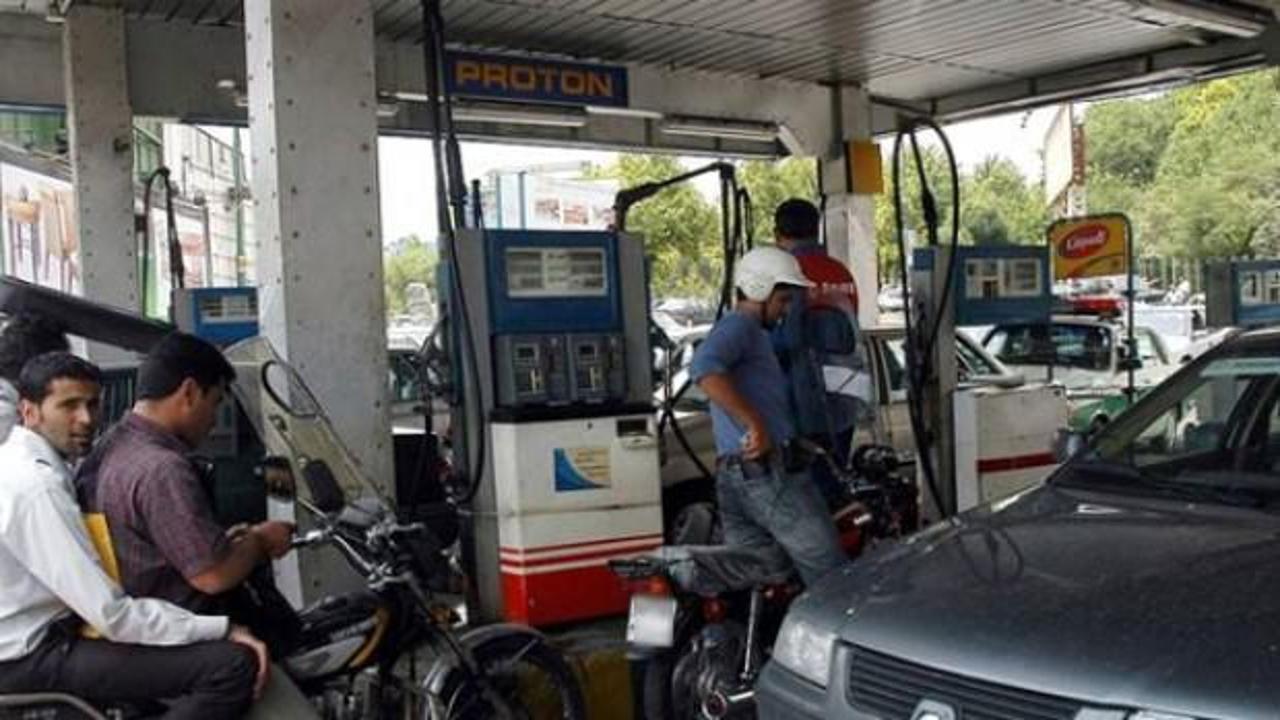 İran'da benzine yüzde 50 zam geldi