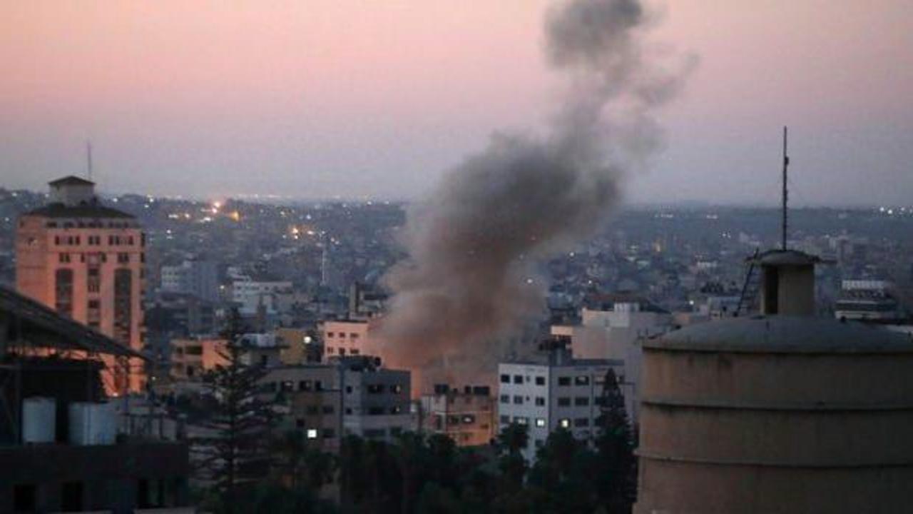 İsrail'in Gazze'ye hava saldırılarında 11 kişi hayatını kaybetti