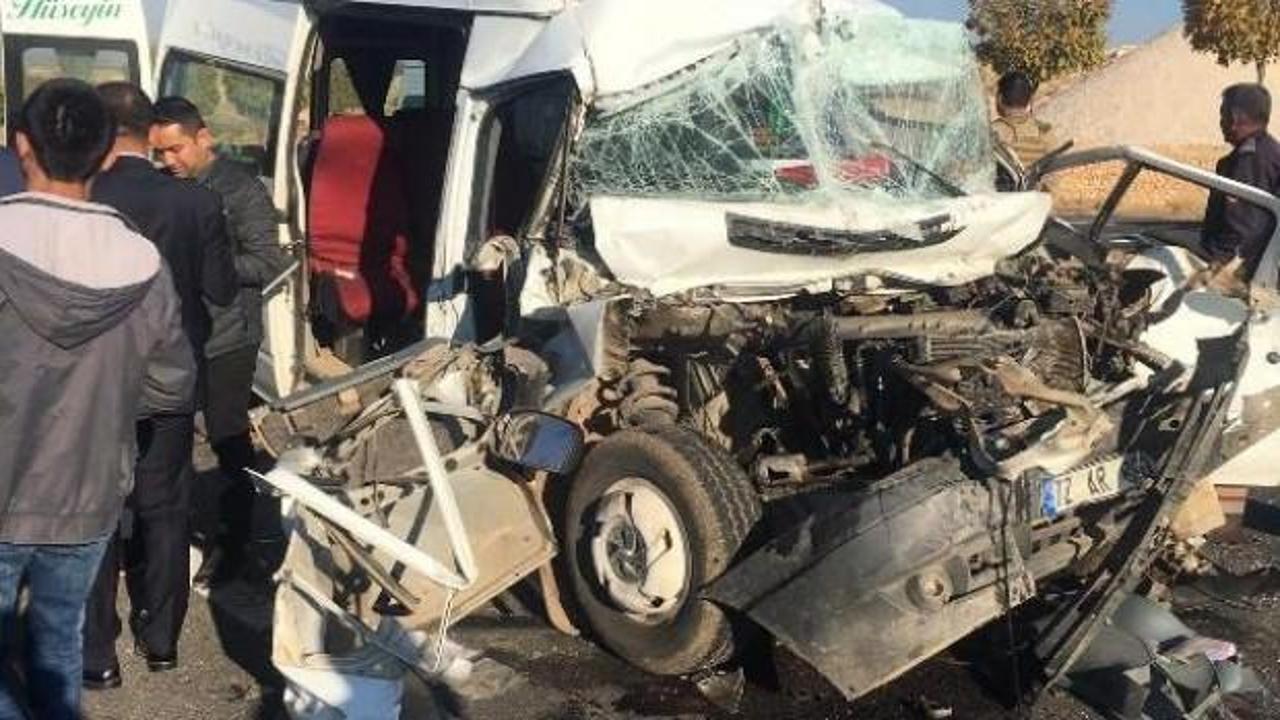 Mardin'de feci kaza! &Ouml;ğrencileri taşıyordu