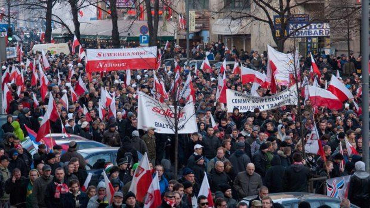 Polonya'da Müslümanlara saldıracaklardı! Polis tutukladı