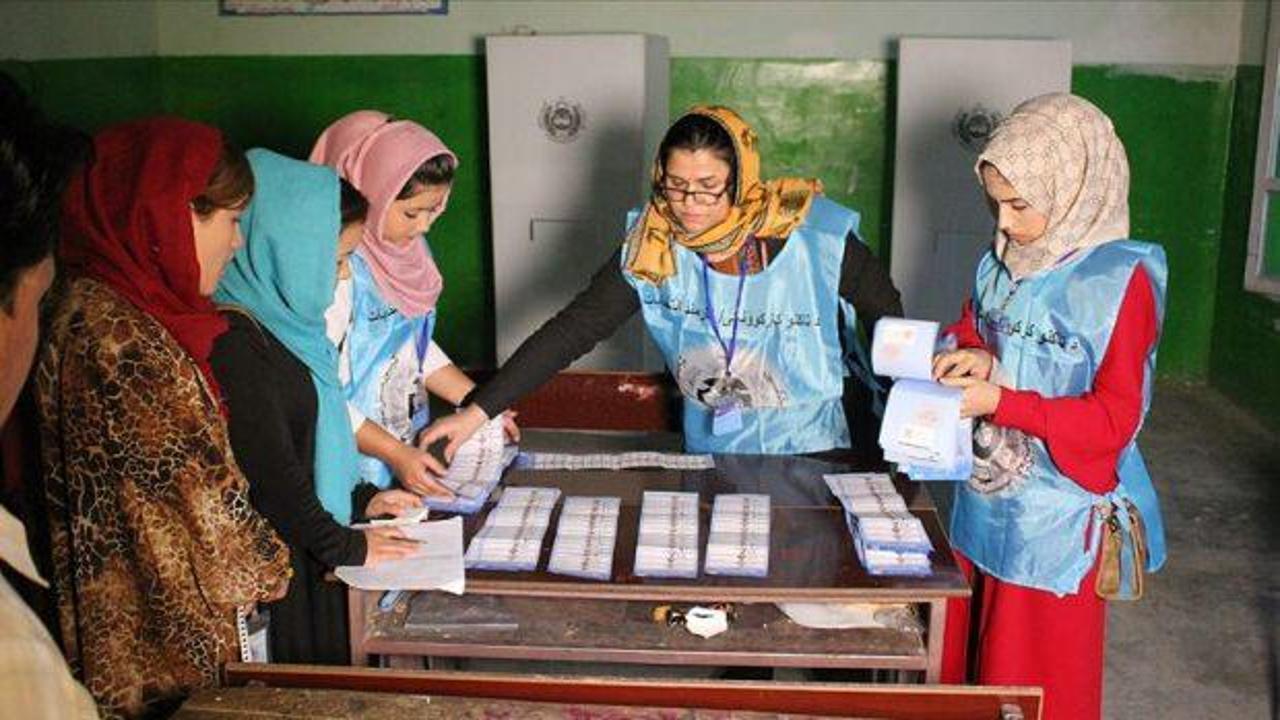Afganistan'da oyların yeniden sayılması engelleniyor!