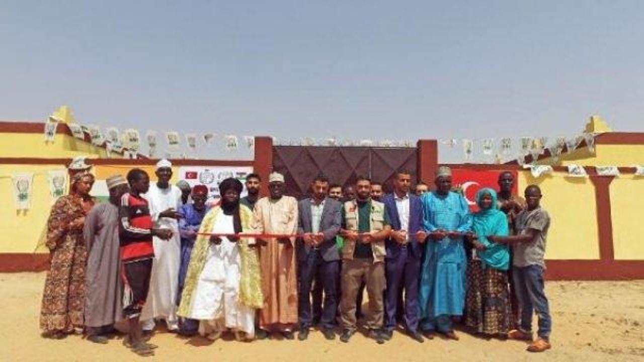 Genç İHH'nın "Nijer'e 3 eser" projesi hayata geçti