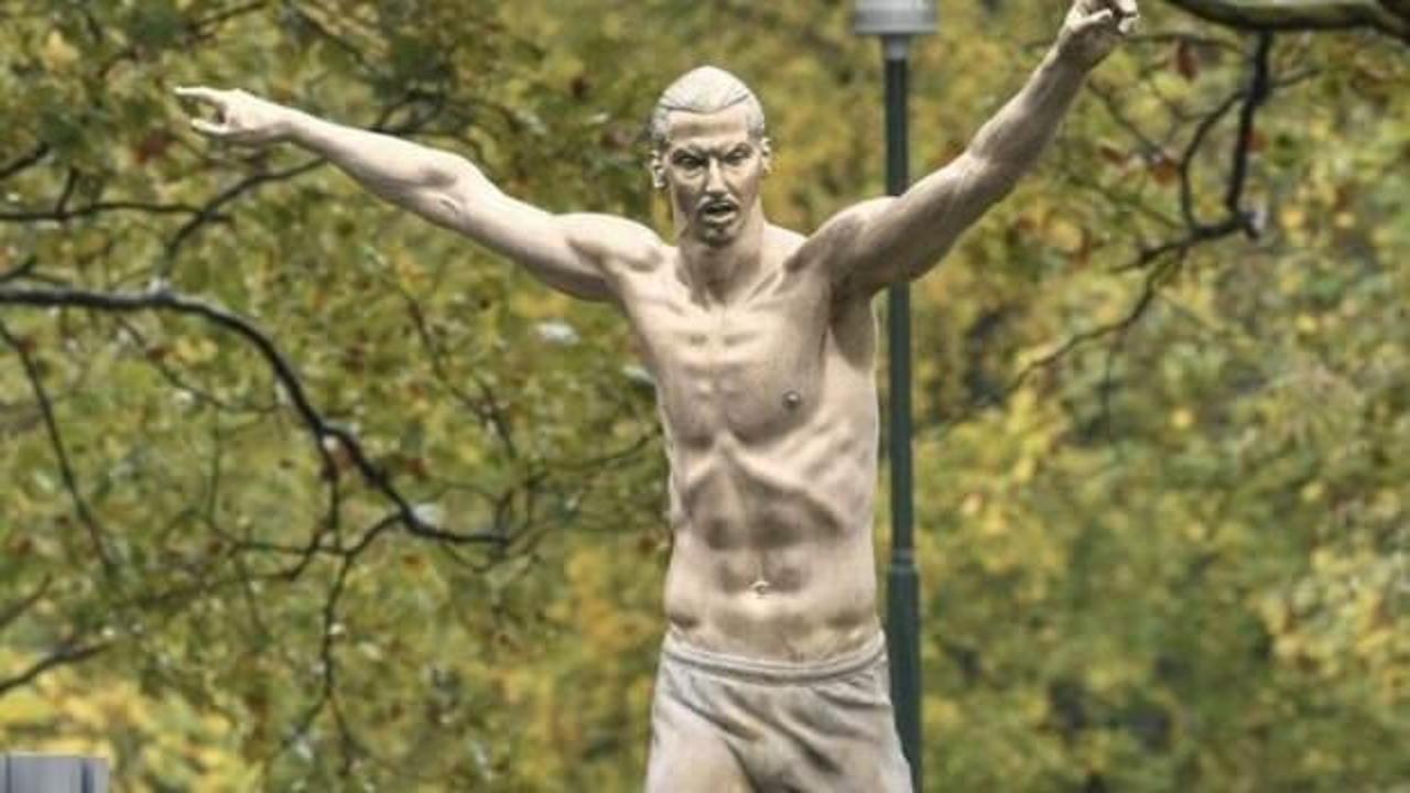 İbrahimovic'in heykeline ırkçı saldırı