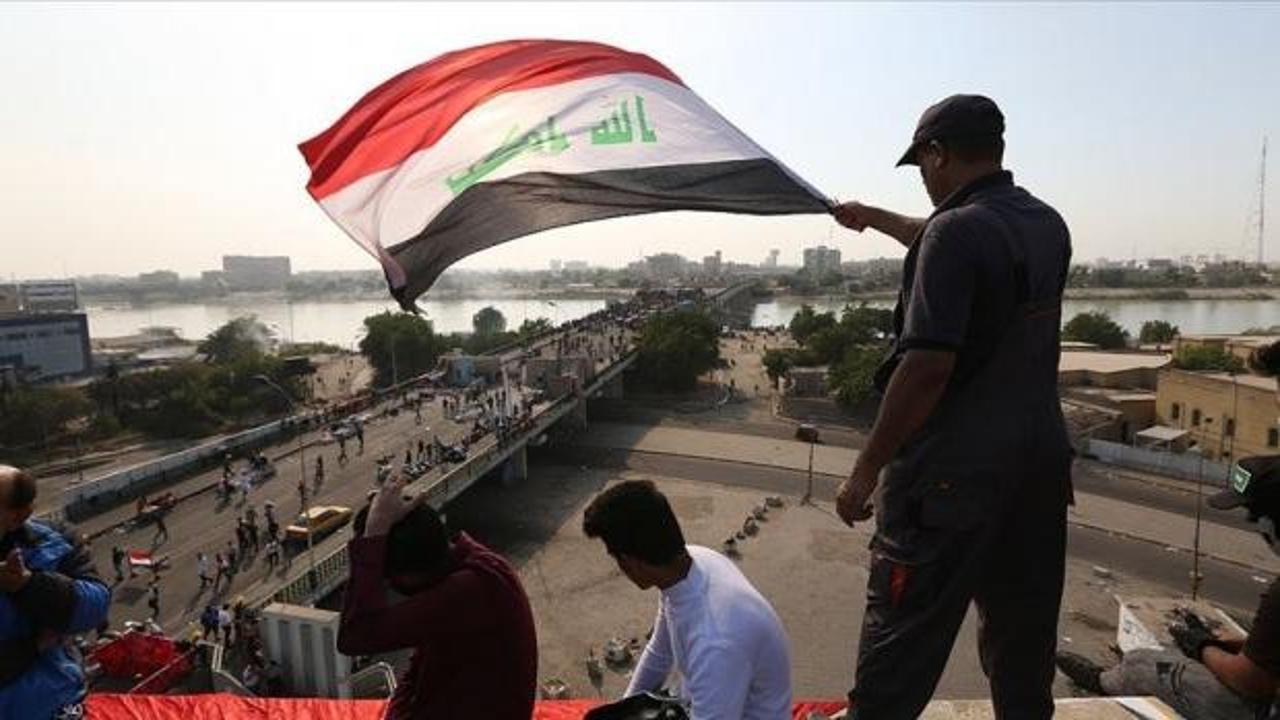 Irak'ta Sünniler ilk defa hükümet karşıtı gösterilere destek verdi