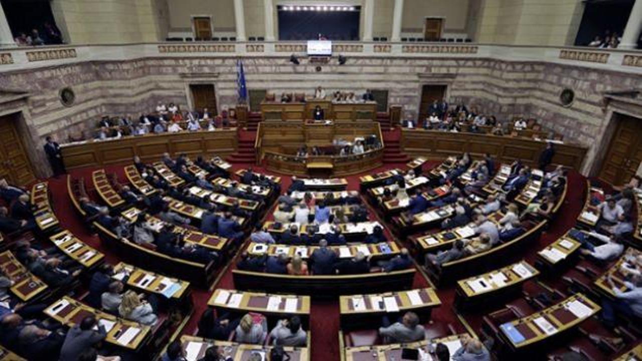 Yunanistan'da anayasa değişti