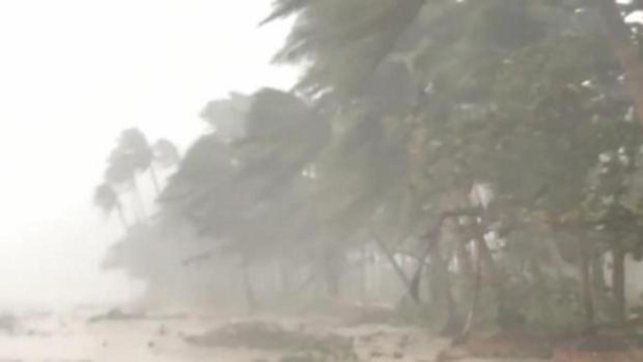 Filipinler'de şiddetli tayfun! Ölü sayısı gitgide yükseliyor