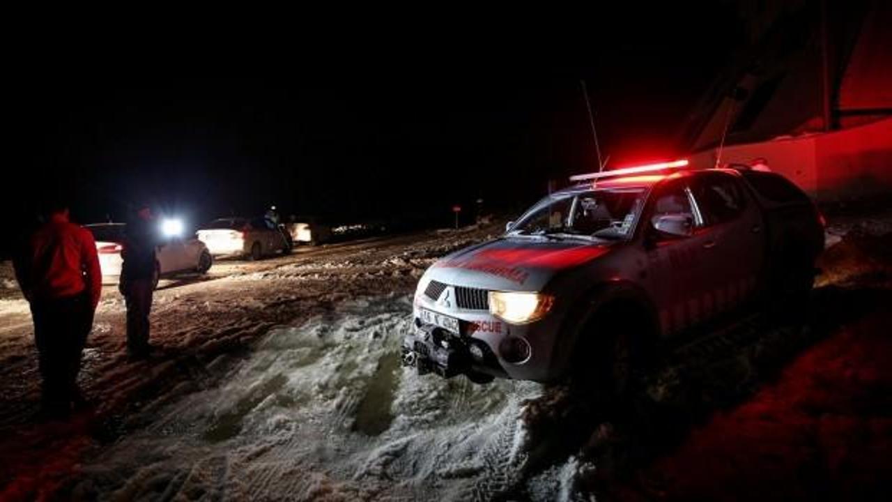 Uludağ'a &ccedil;ıkan dağcılar kayboldu!