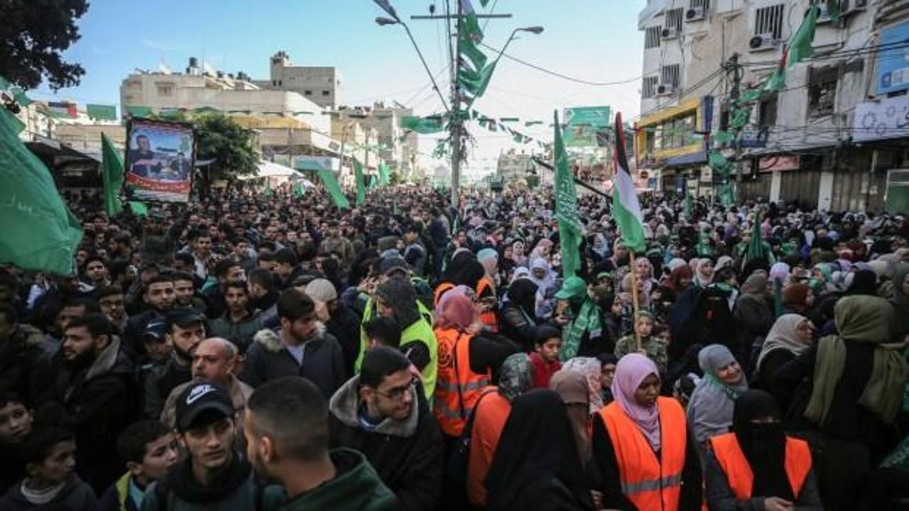 Hamas'ın kuruluşunun 32. yıl dönümü Gazze'de kutlanıyor