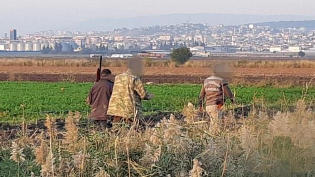 Hatay'da kaçak avlanan iki kişi ekiplere ateş açtı