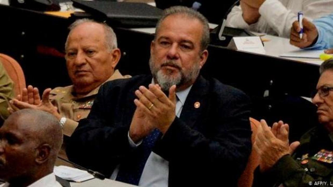 Küba'da 43 yıl aradan sonra başbakan seçildi