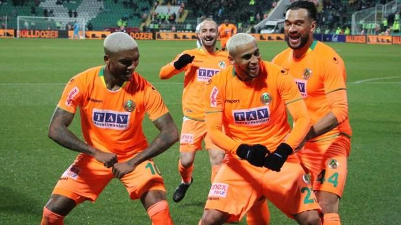 Aytemiz Alanyaspor Denizli'ye gol yağdırdı!