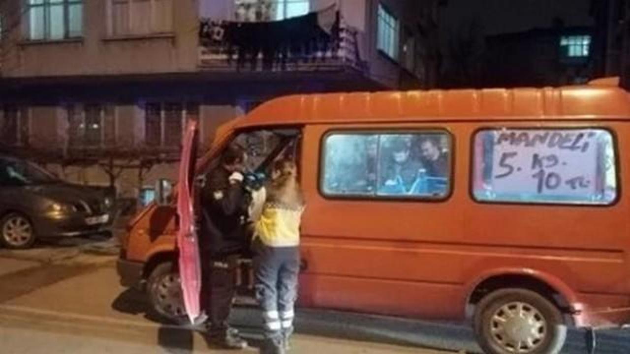 Seyyar satıcı aracında &ouml;l&uuml; bulundu