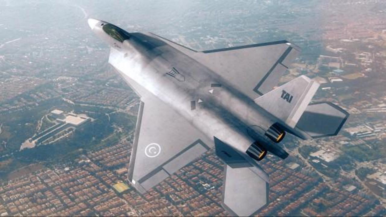 Canlı yayında Türkiye'yi heyecanlandıracak insansız savaş uçağı açıklaması