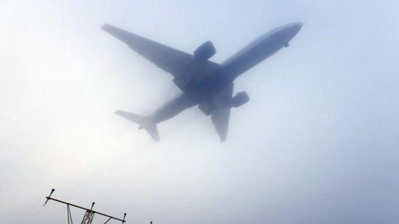 Yoğun sis etkili oluyor: Uçak seferleri iptal