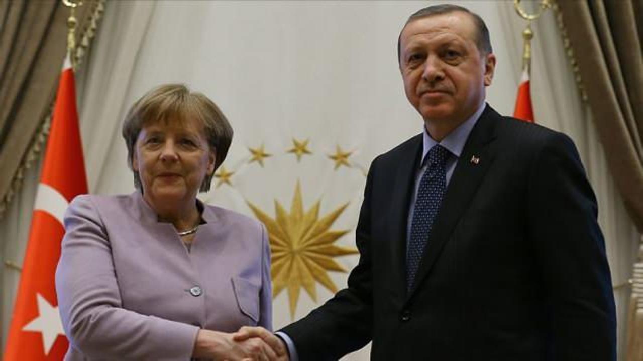 Erdoğan ile Merkel'den önemli Libya görüşmesi