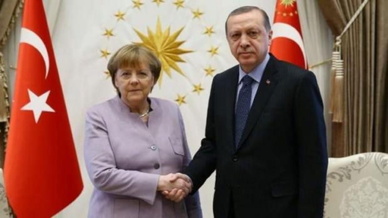 Erdoğan ve Merkel arasında kritik görüşme!